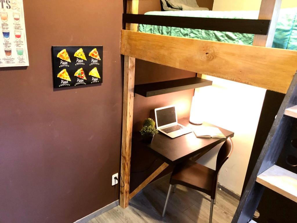Guest house Roomies - Roma Sur Mexico City