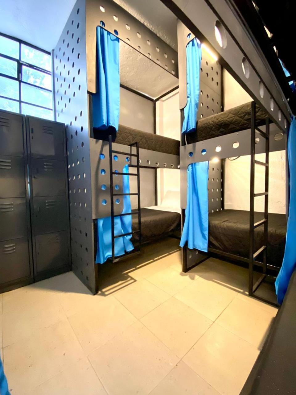 Guest house Roomies - Roma Sur Mexico City