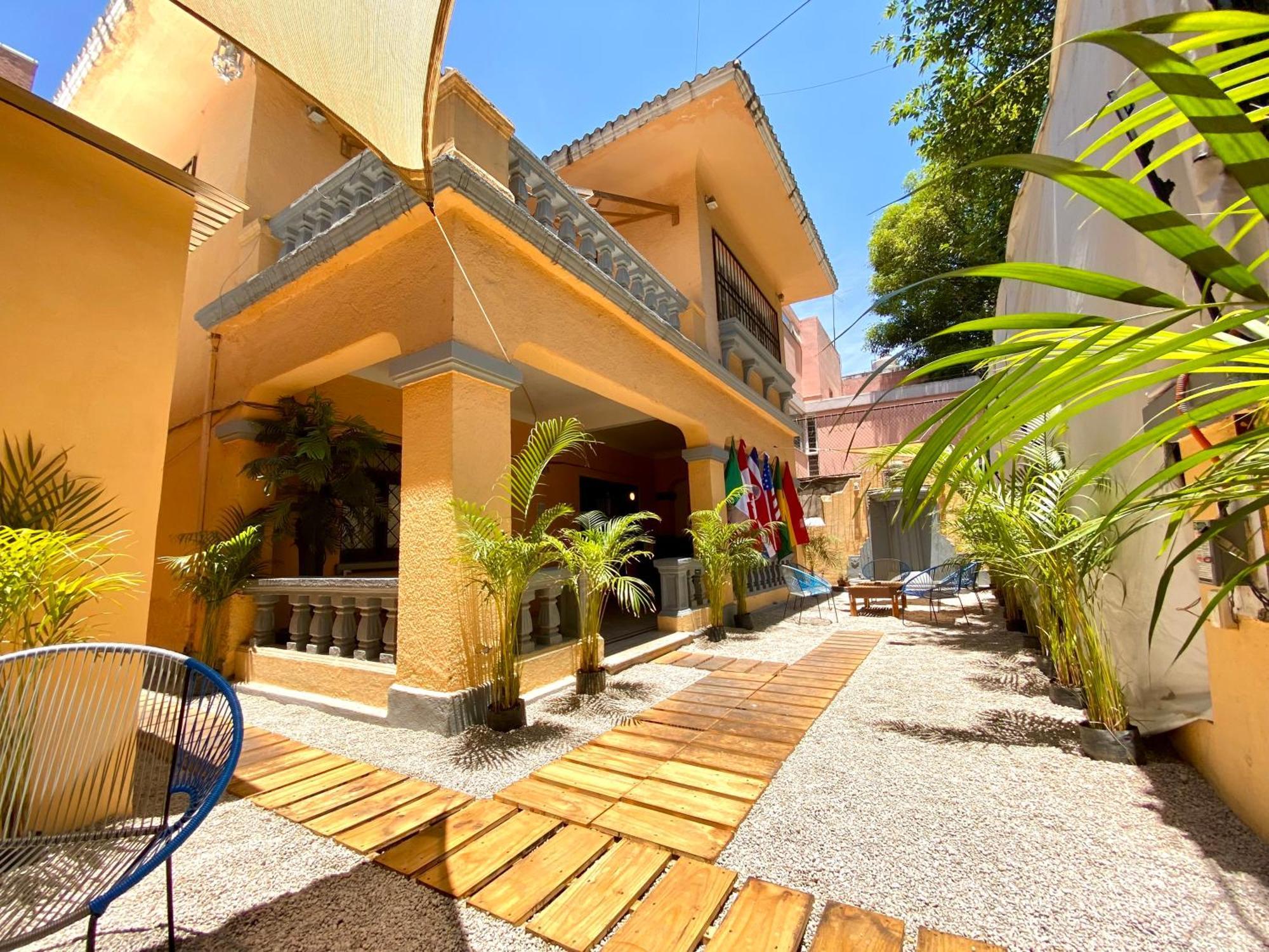 Guest house Roomies - Roma Sur *